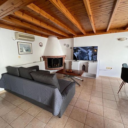 Casa Di Mare Βίλα Λουτράκι Εξωτερικό φωτογραφία